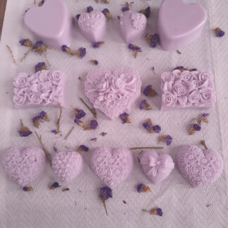 12 Heart Shaped Flower Soaps Gift Box - Image 2