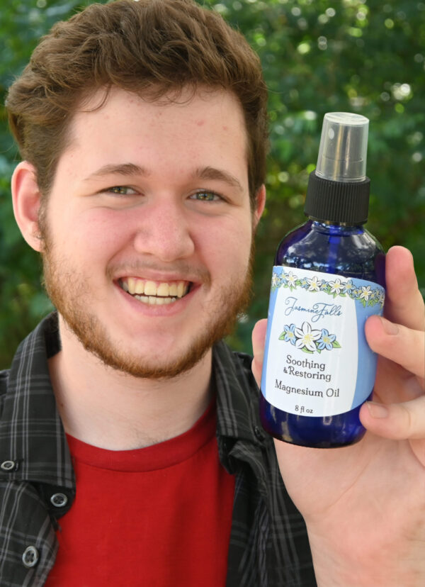 Soothing and Restoring Magnesium Oil with Coconut Oil and Lavender - Image 2